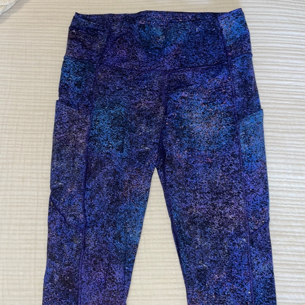 Lululemon Invigorate Leggings size 8